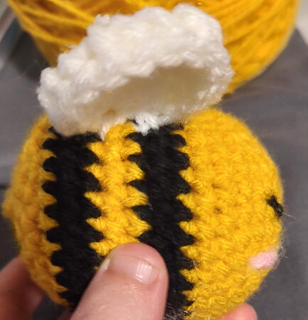 Bee (side)
